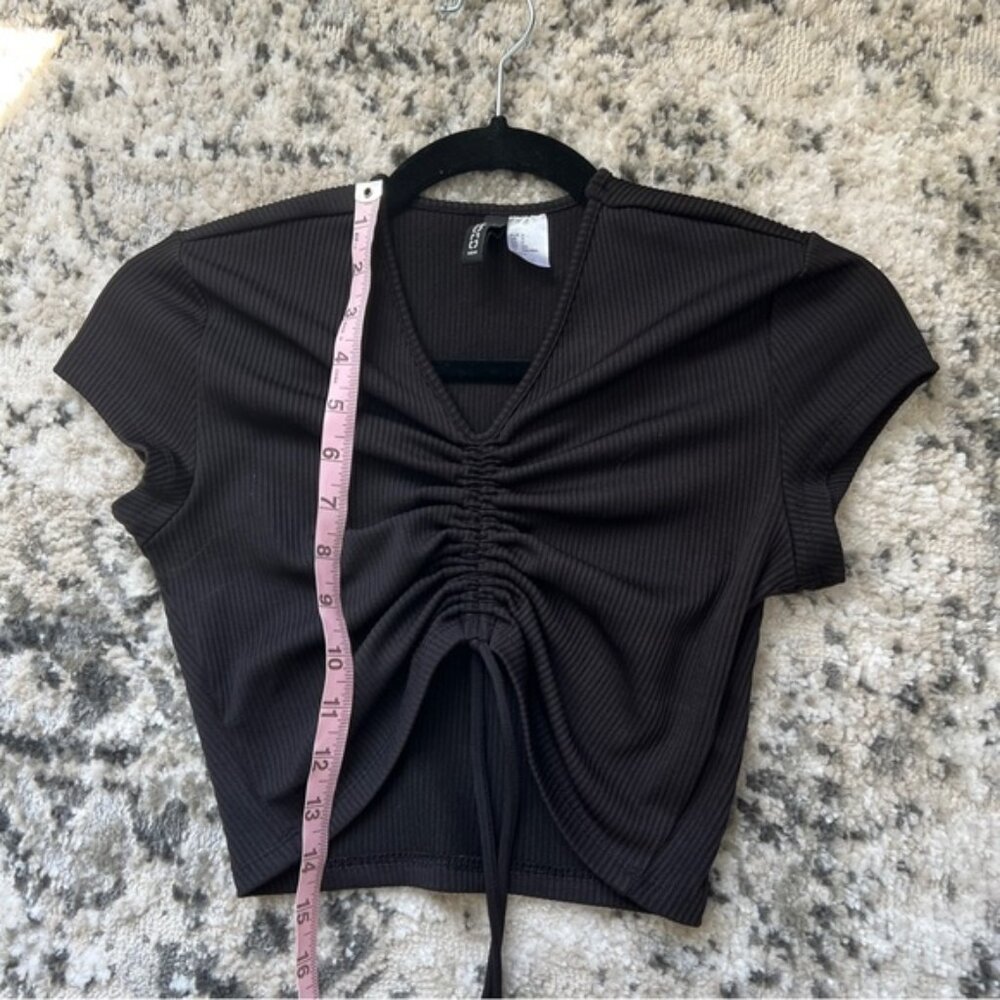 🔥H&M Ruched Top - Picture 6 of 11
